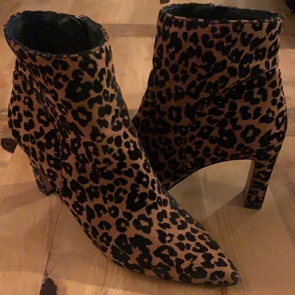 𝅺GUC Steven by Steve Madden Jenn Leopard Suede Pointed-Toe Ankle Booties 8 1/2 - Picture 1 of 10